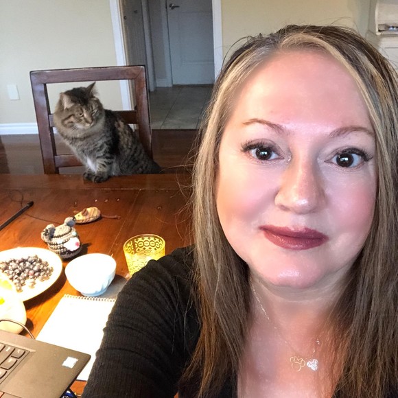 Meet your Posher, Reena - Picture 1 of 1